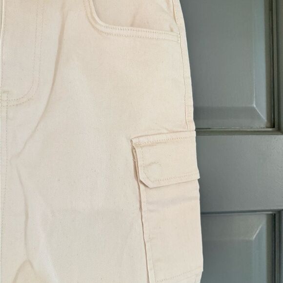 Hudson Jeans Ecru Cargo Skirt - Picture 2 of 4